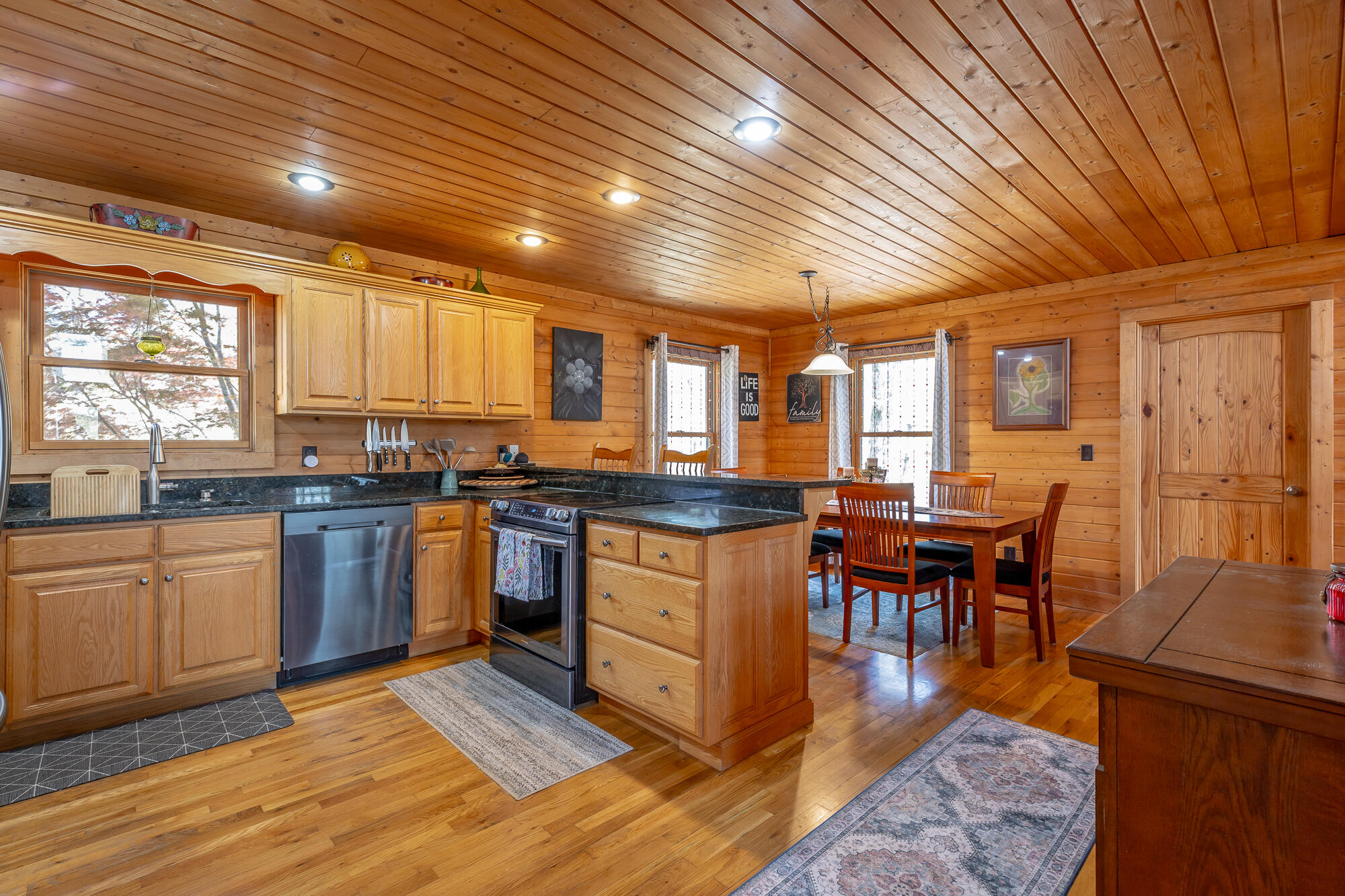 292 Log Cabin Lane Dunlap, TN 37327 - Photo 26 of 133 292 Log Cabin Lane HD-13