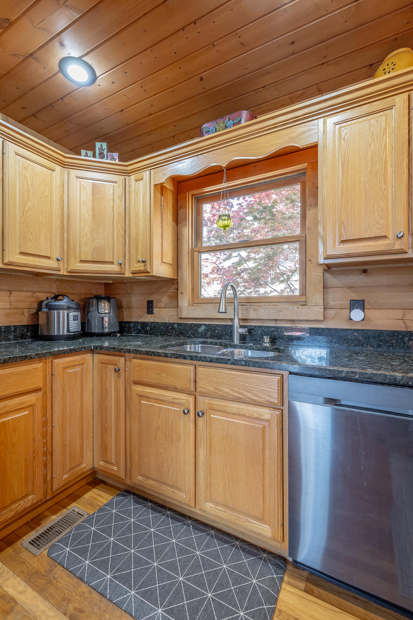 292 Log Cabin Lane Dunlap, TN 37327 - Photo 35 of 133 292 Log Cabin Lane HD-21