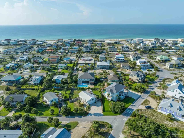 $1,050,000 | 800 Largo Drive, Pensacola Beach, FL 32561