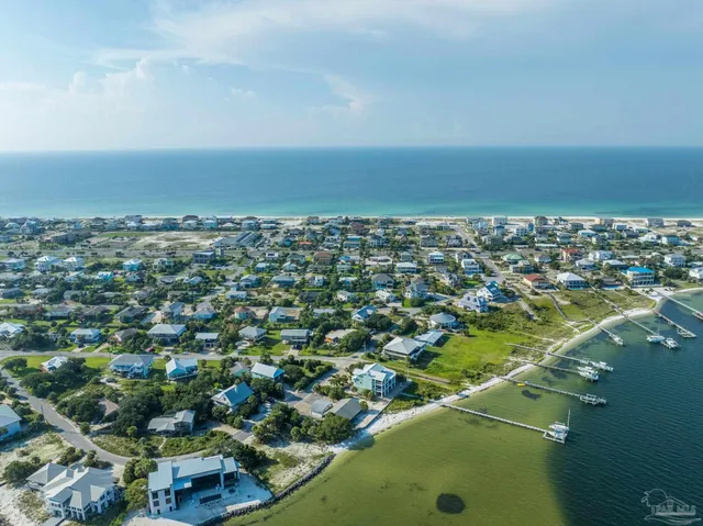 $1,050,000 | 800 Largo Drive, Pensacola Beach, FL 32561