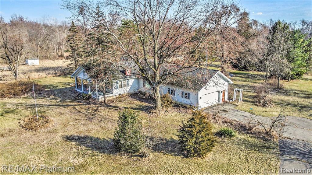 10649 Sharon Valley Road Brooklyn, MI 49230 - Photo 3 of 24