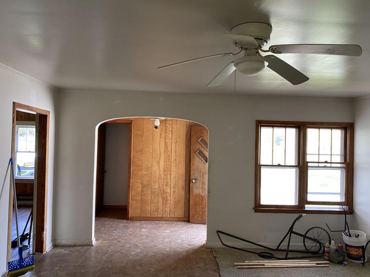 1050 Highland Road Thaxton, VA 24174 - Photo 10 of 31 a view of a livingroom with furniture and windows