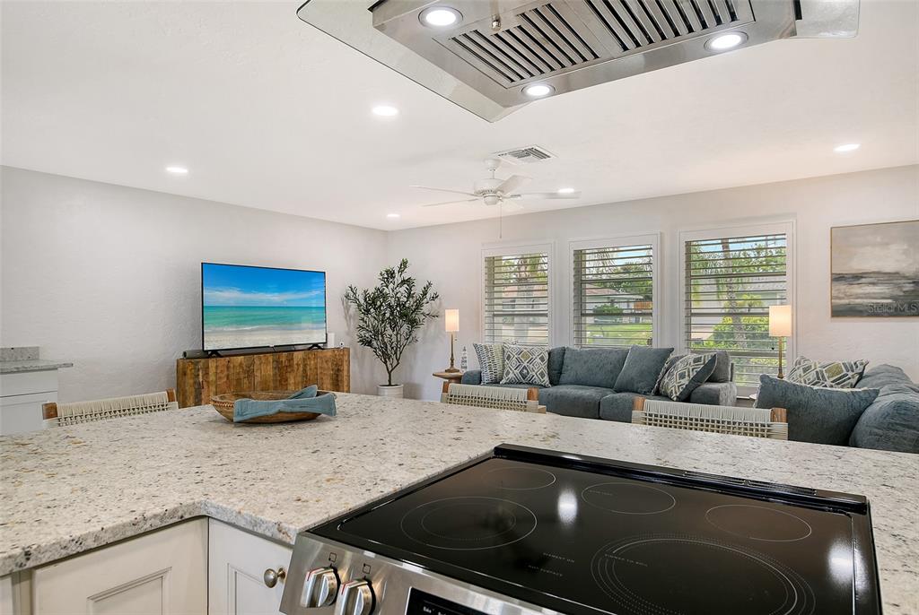 6722 Roxbury Drive Sarasota, FL 34231 - Photo 31 of 87