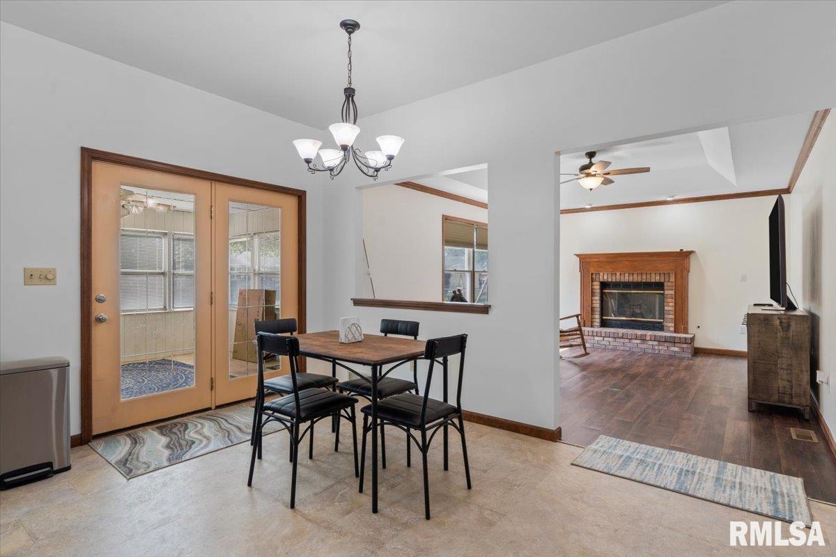 61 Taft Drive Rochester, IL 62563 - Photo 5 of 29