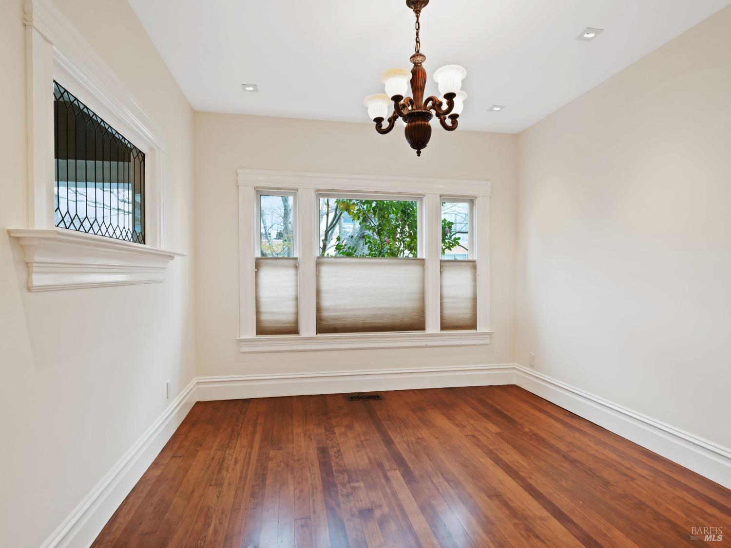 1133 Seminary Street Napa, CA 94559 - Photo 21 of 71