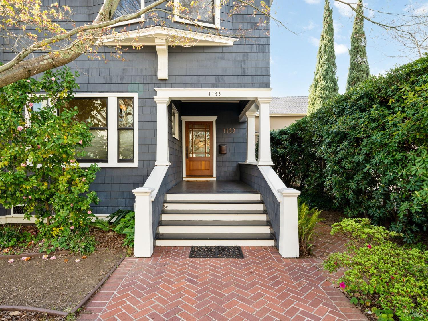 1133 Seminary Street Napa, CA 94559 - Photo 7 of 71