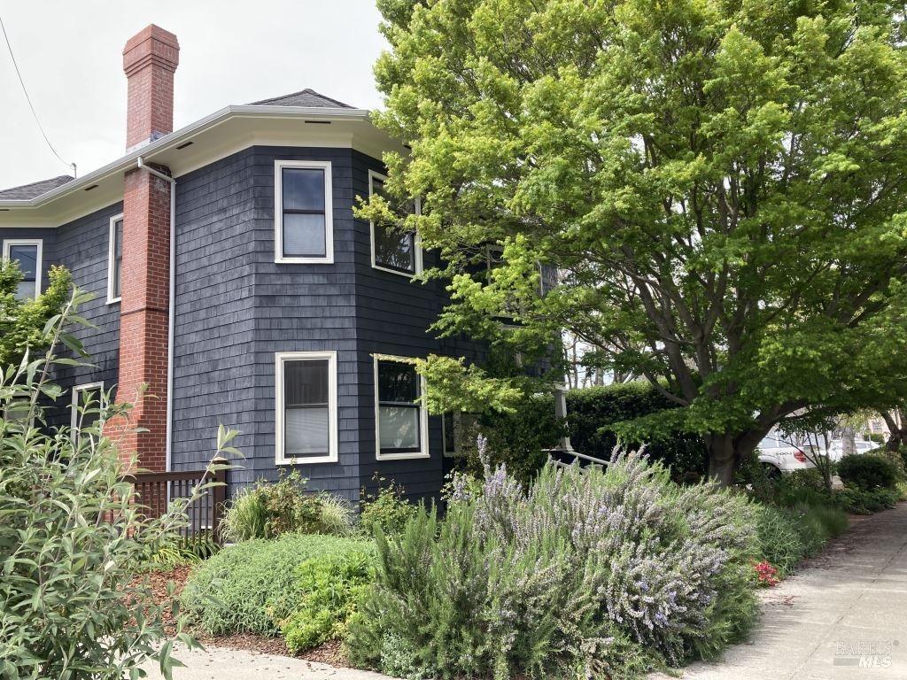 1133 Seminary Street Napa, CA 94559 - Photo 10 of 71