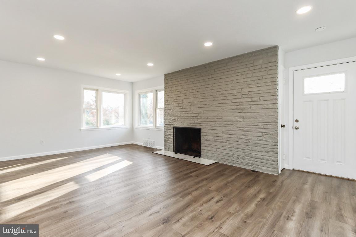 18816 Rolling Road Hagerstown, MD 21742 - Photo 3 of 36 Gallery Image 3