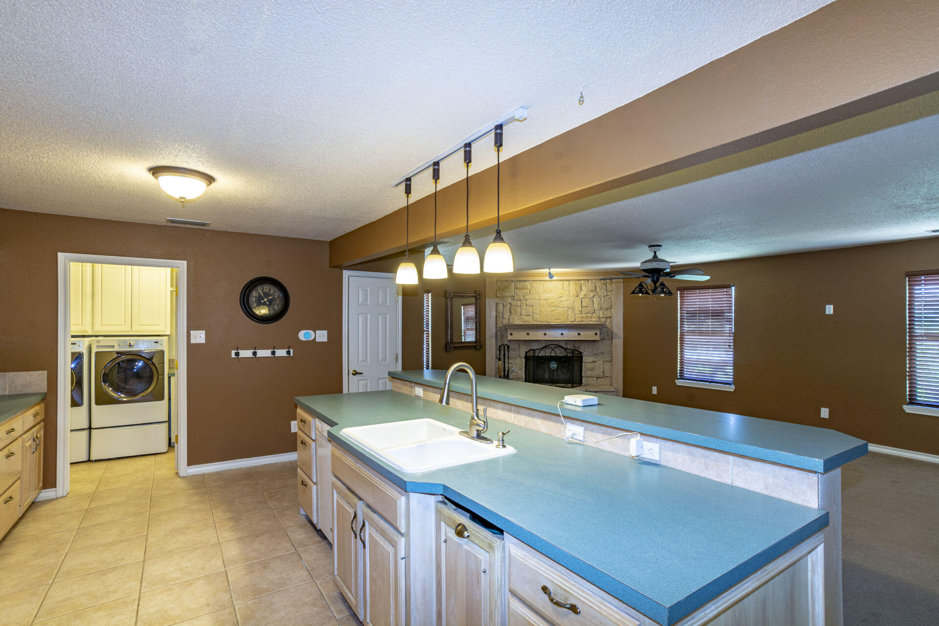 31 Arapaho Road Ransom Canyon, TX 79366 - Photo 14 of 75 31 Arapaho Dr-46