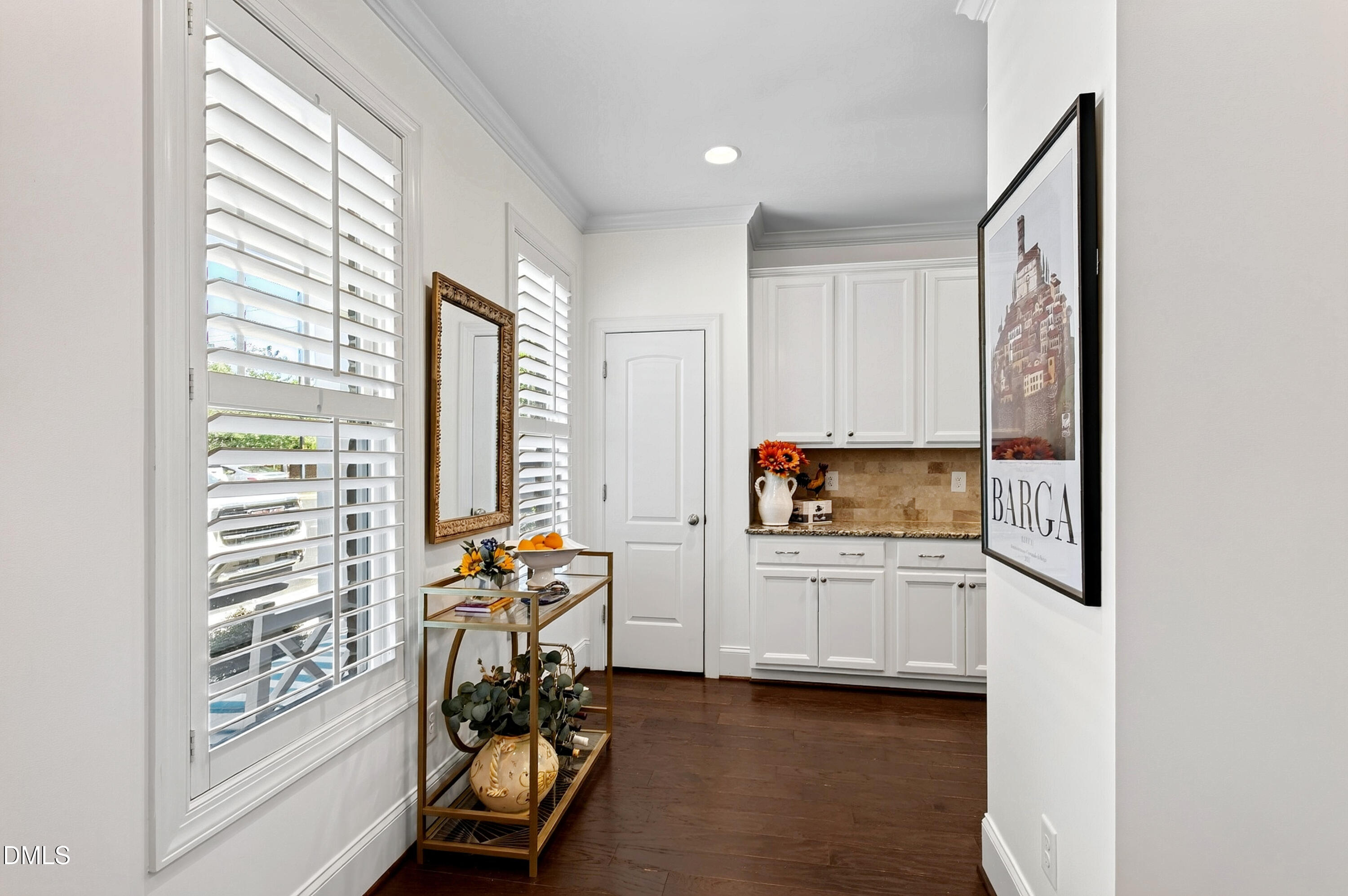 528 Ledbetter Court Raleigh, NC 27608 - Photo 17 of 39 Ledbetter (8)
