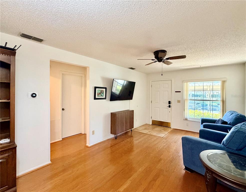 1114 Castlemay Circle Dunedin, FL 34698 - Photo 11 of 45