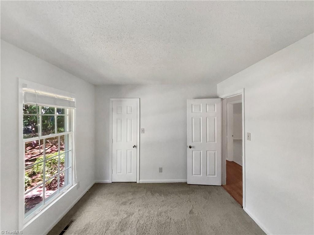 4108 Ridgedale Drive Greensboro, NC 27455 - Photo 10 of 23