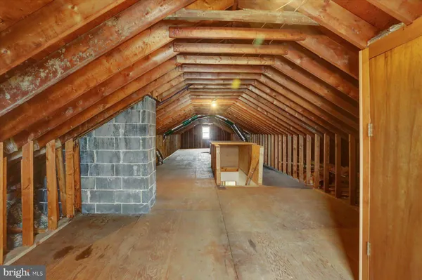 a view of entryway