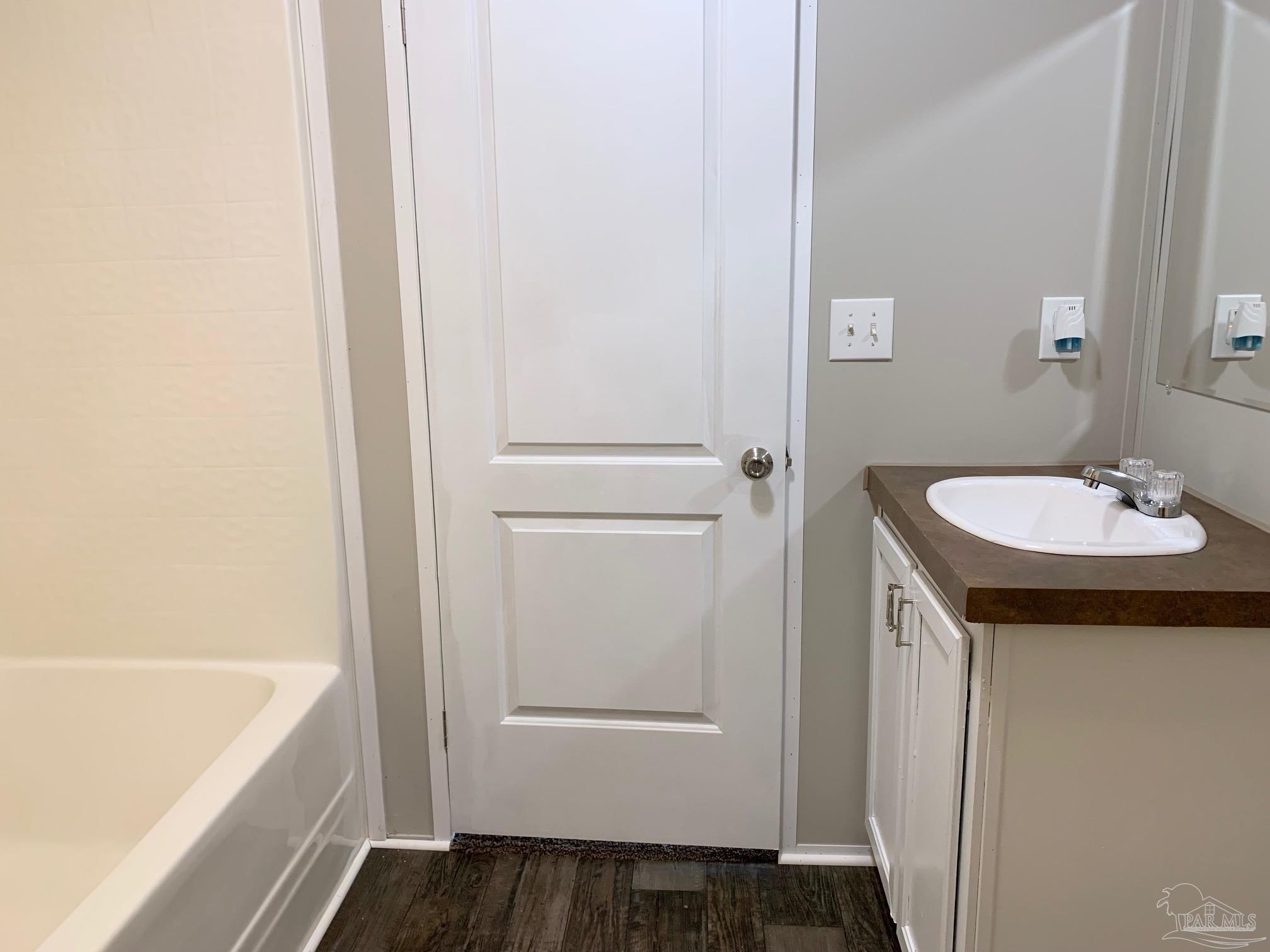21 East Pinestead Road Pensacola, FL 32503 - Photo 9 of 15 Gallery Image 9