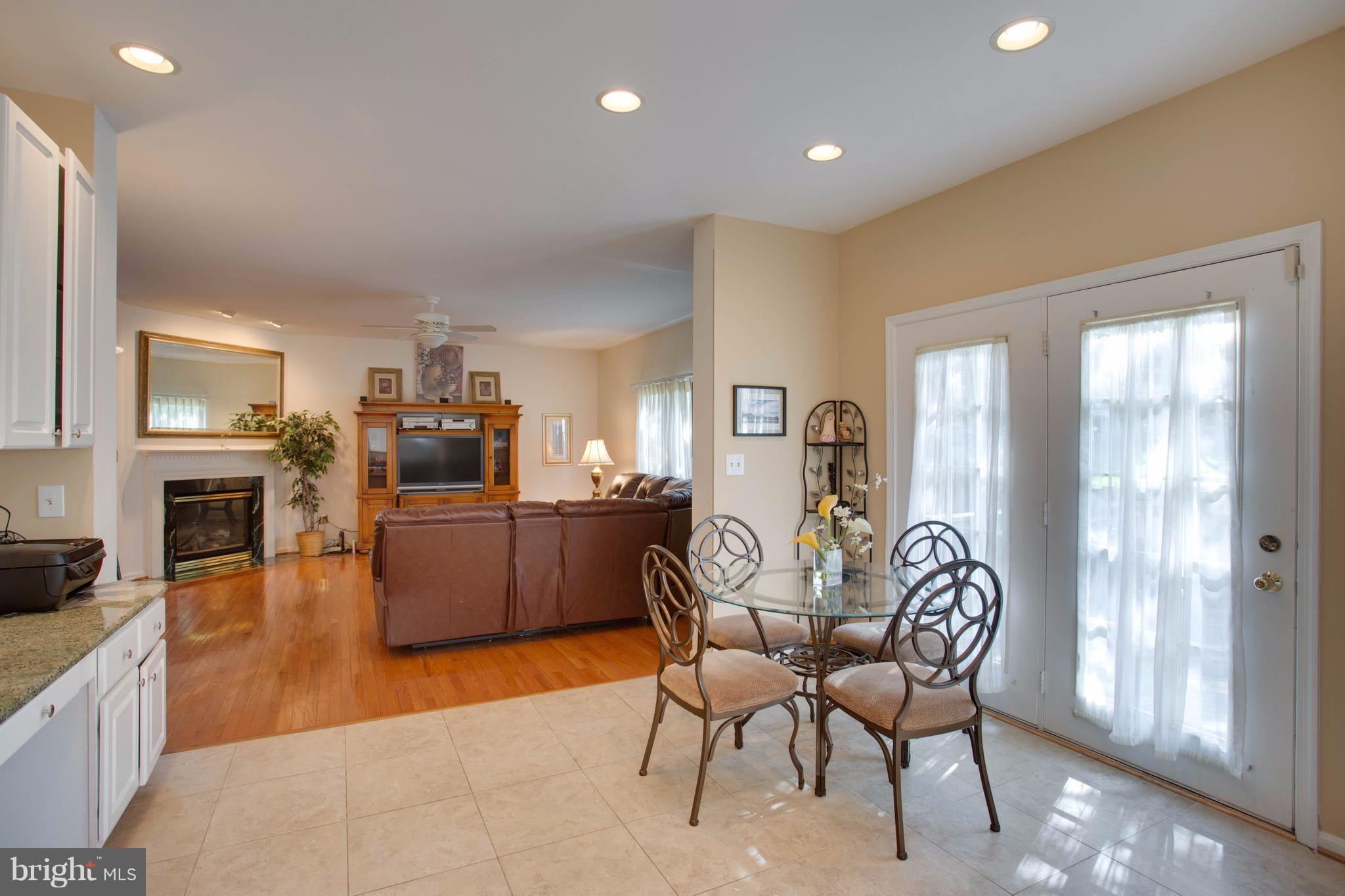 6138 Deer Ridge Trail Springfield, VA 22150 - Photo 4 of 30 Kitchen