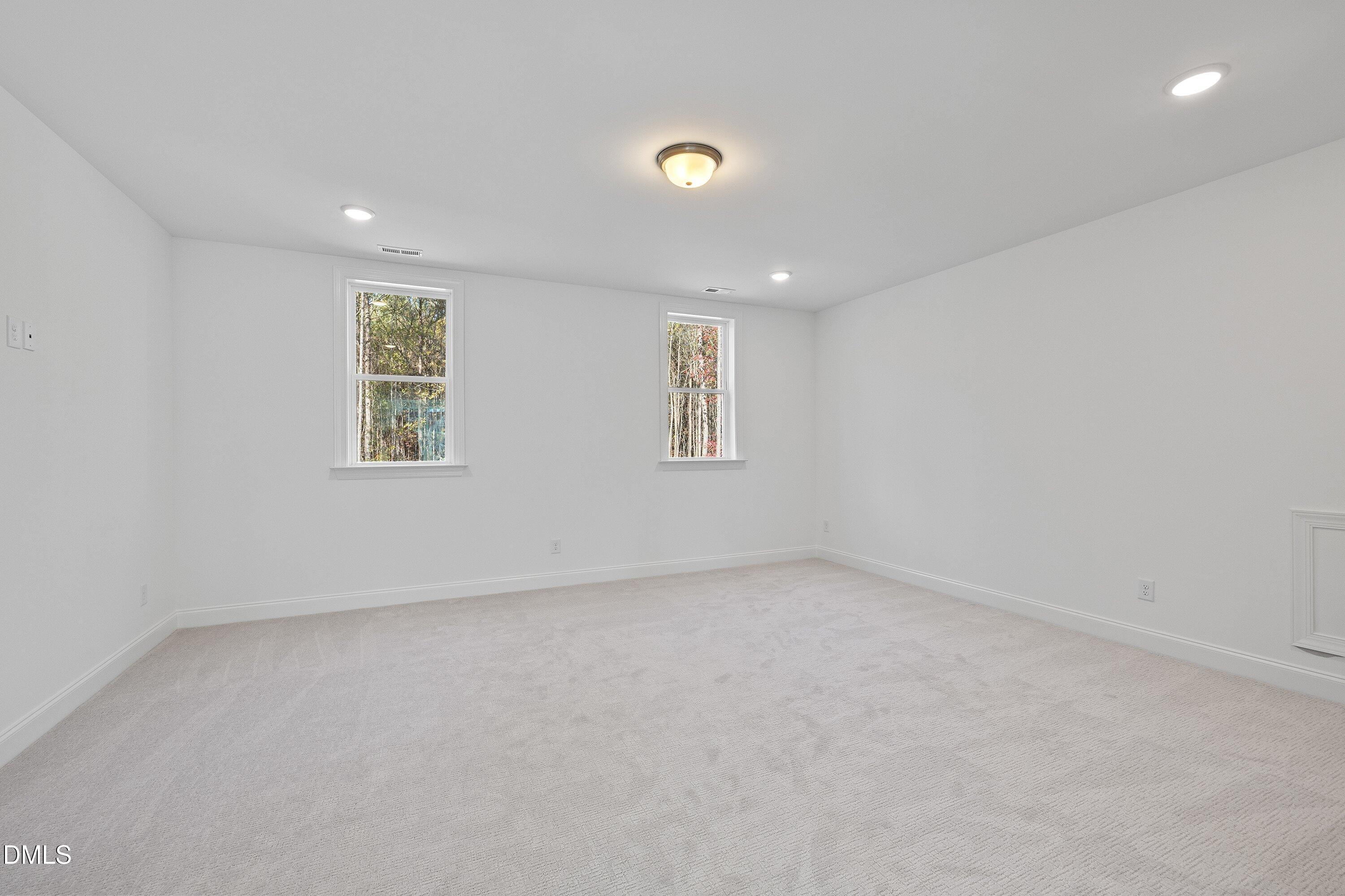 62 West Victoria Ridge Drive, Unit 19 Selma, NC 27576 - Photo 36 of 47 36-62 W Victoria Ridge Dr_7538