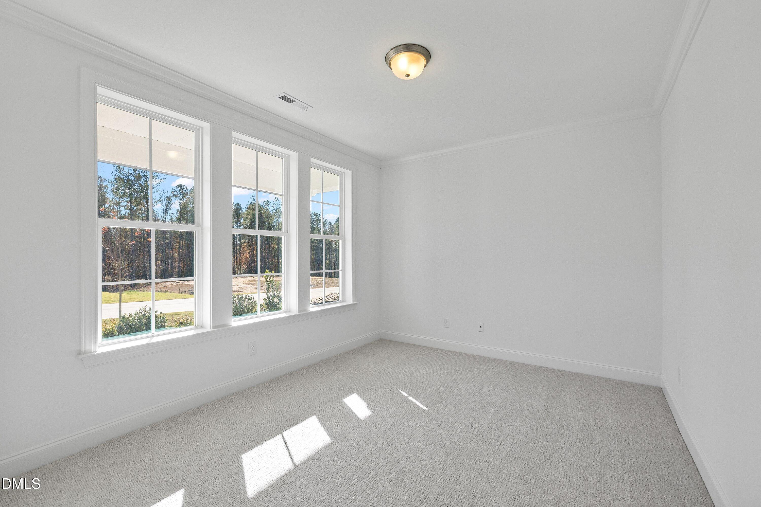 62 West Victoria Ridge Drive, Unit 19 Selma, NC 27576 - Photo 9 of 47 09-62 W Victoria Ridge Dr_7403