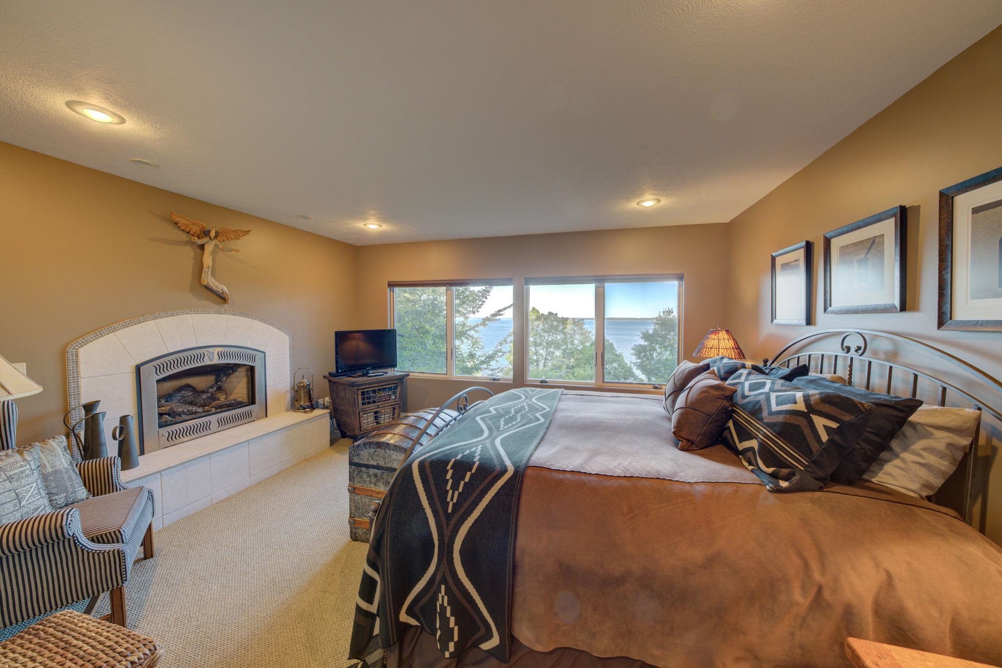 1031 South Bay View Trail Suttons Bay, MI 49682 - Photo 48 of 92