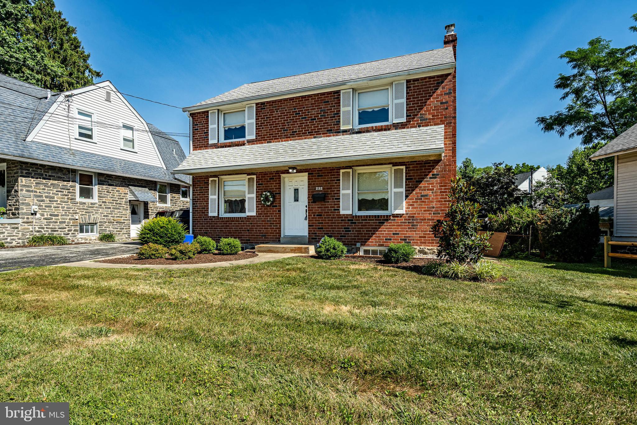 232 East Manoa Road Havertown, PA 19083 - Photo 1 of 52
