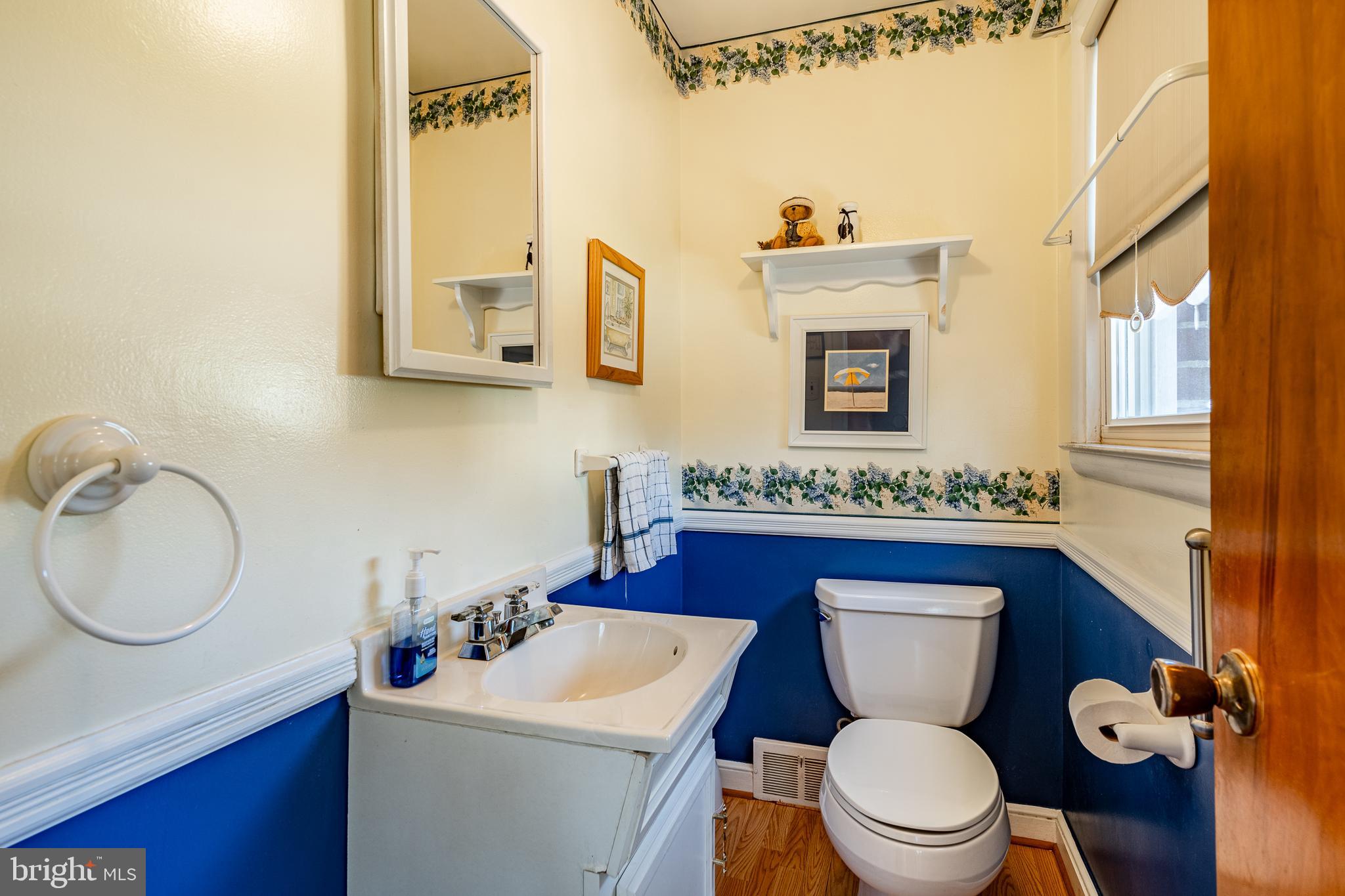 232 East Manoa Road Havertown, PA 19083 - Photo 14 of 52