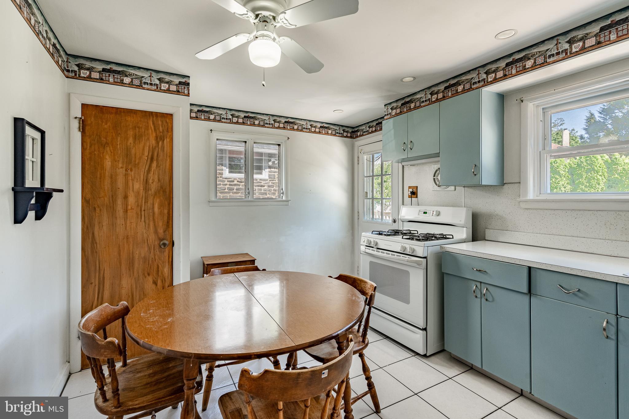 232 East Manoa Road Havertown, PA 19083 - Photo 9 of 52