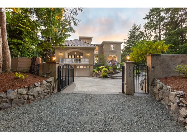 $4,000,000 | 1845 McDonald Street, Depoe Bay, OR 97341