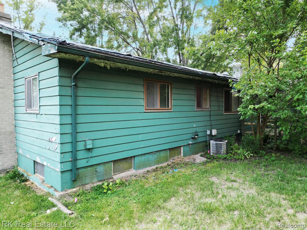 2821 West Utica Road Utica, MI 48317 - Photo 31 of 43