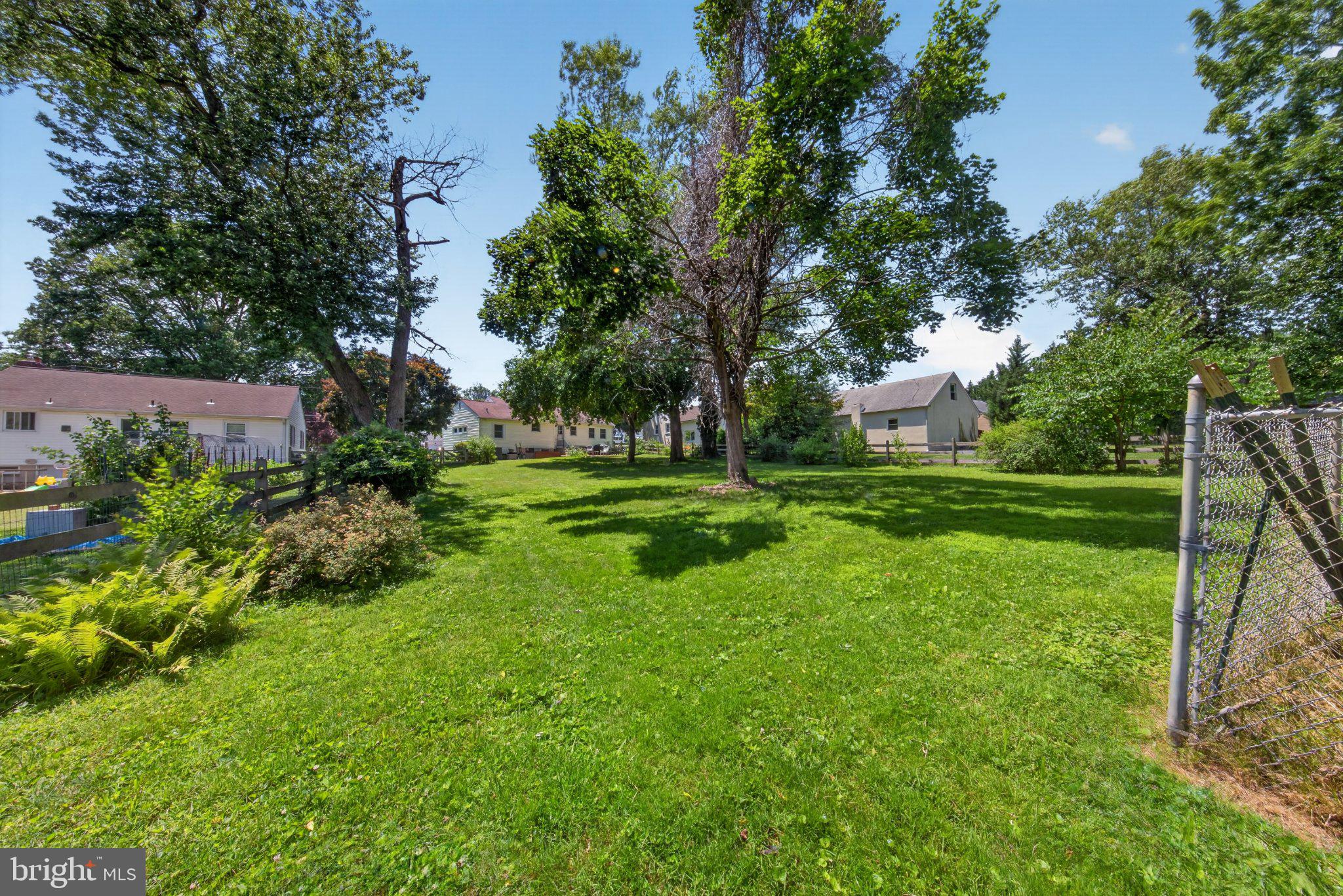 13 Harvard Road Wilmington, DE 19808 - Photo 44 of 45 Spacious green oasis in the city.