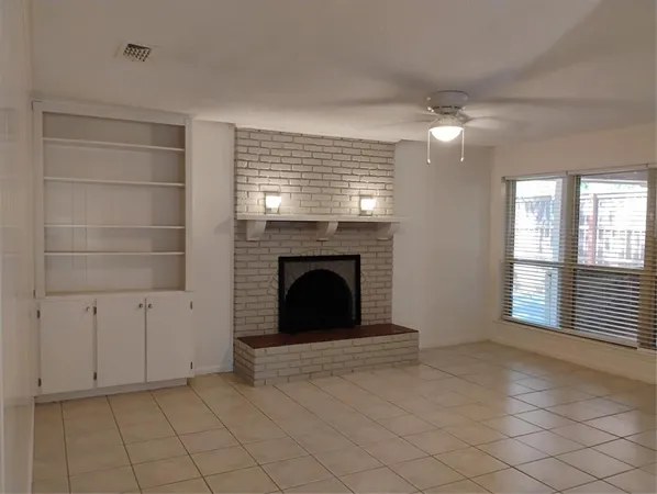 $2,850 | 1801 Tyler Street, Colleyville, TX 76034
