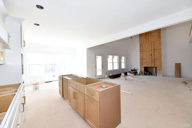 $769,900 | 40-lot Sassafras Court, Moneta, VA 24121