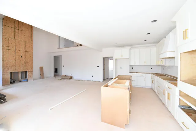 $769,900 | 40-lot Sassafras Court, Moneta, VA 24121