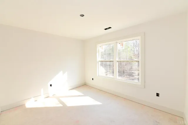 $769,900 | 40-lot Sassafras Court, Moneta, VA 24121