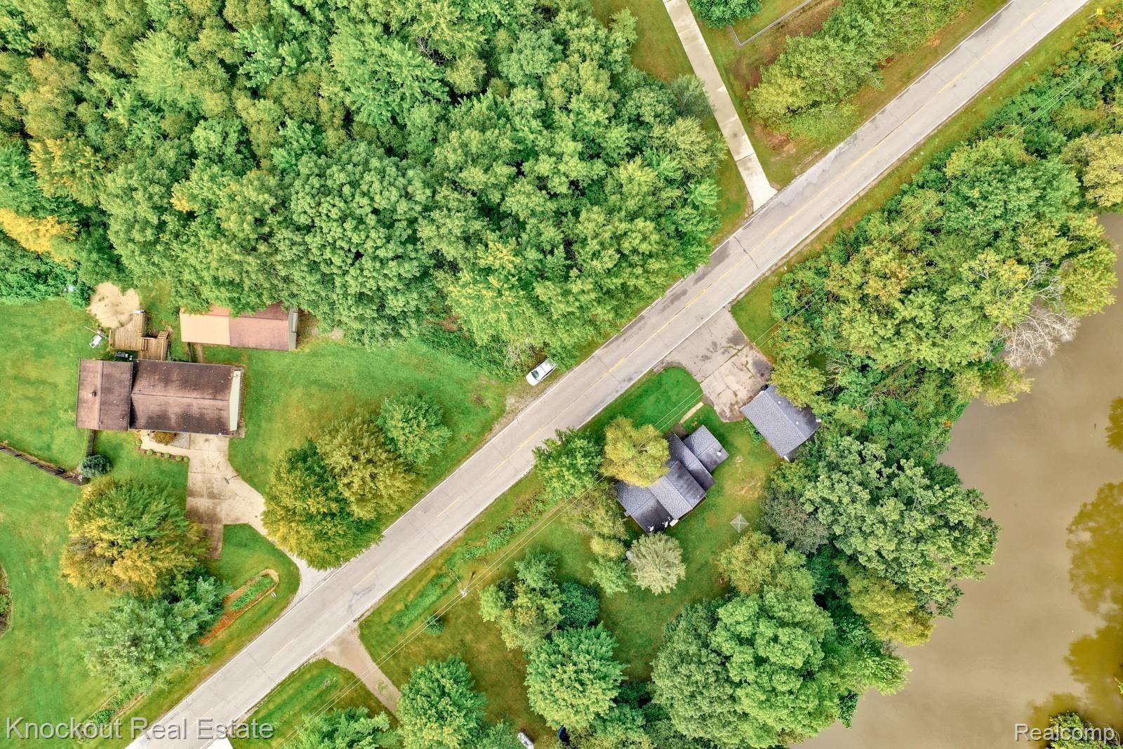 11200 Seymour Road Burt, MI 48417 - Photo 59 of 64 11200 Seymour Burt-61.jpg