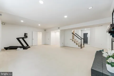 $1,795,000 | 1605 Aerie Lane, McLean, VA 22101