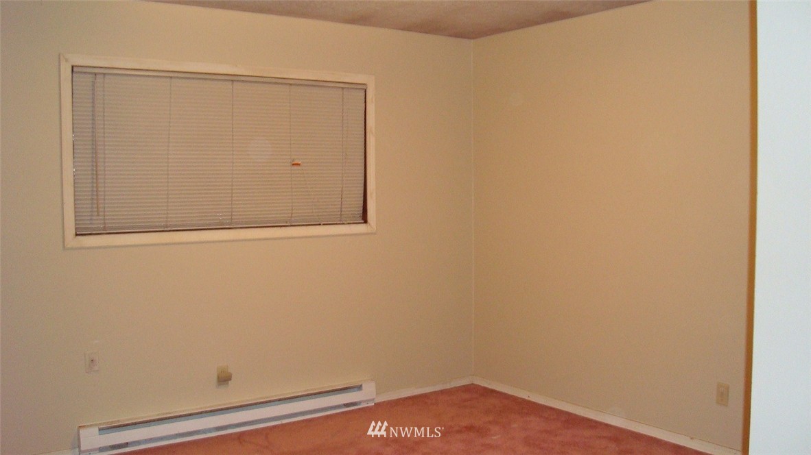 318 Beech Street Longview, WA 98632 - Photo 10 of 17 Gallery Image 10