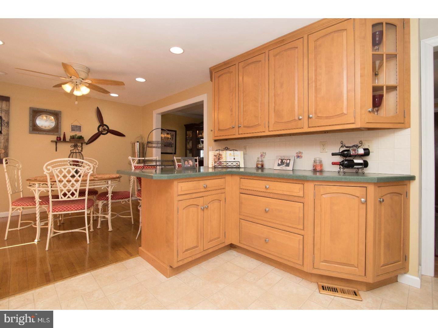 11 Bolton Road Hamilton, NJ 08610 - Photo 5 of 25