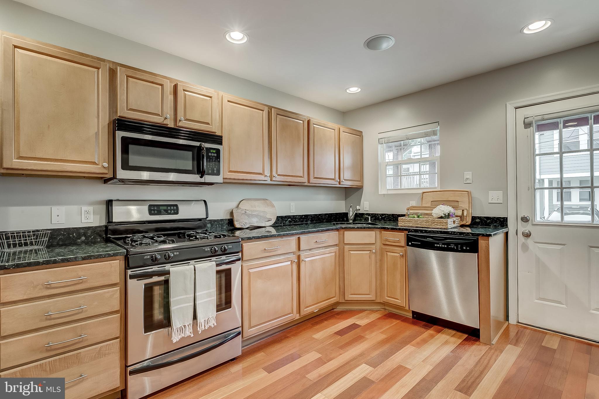 1211 Cooksie Street Baltimore, MD 21230 - Photo 8 of 37 Gallery Image 8