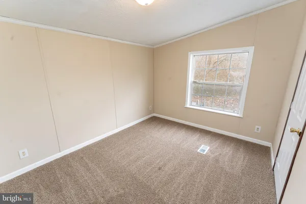 $1,695 | 1205 West 6th Street, Laurel, DE 19956