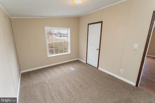 $1,695 | 1205 West 6th Street, Laurel, DE 19956