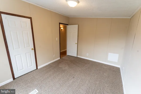$1,695 | 1205 West 6th Street, Laurel, DE 19956