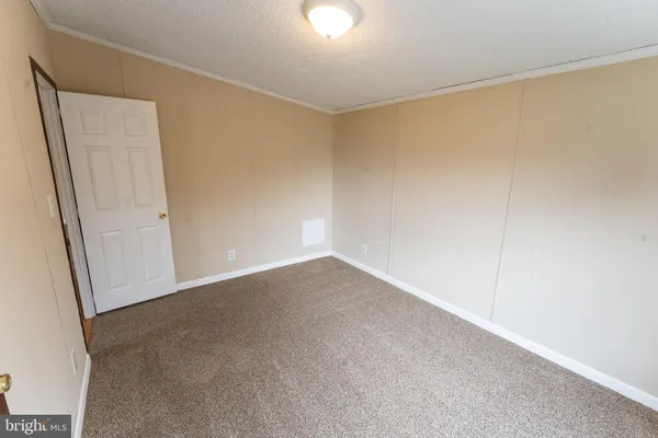 $1,695 | 1205 West 6th Street, Laurel, DE 19956