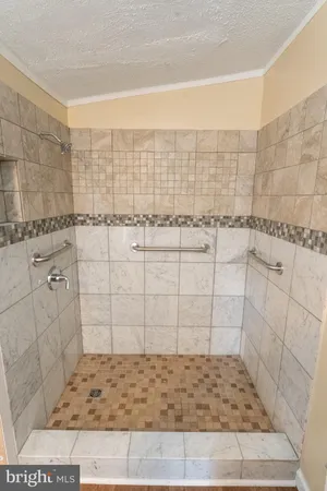 $1,695 | 1205 West 6th Street, Laurel, DE 19956