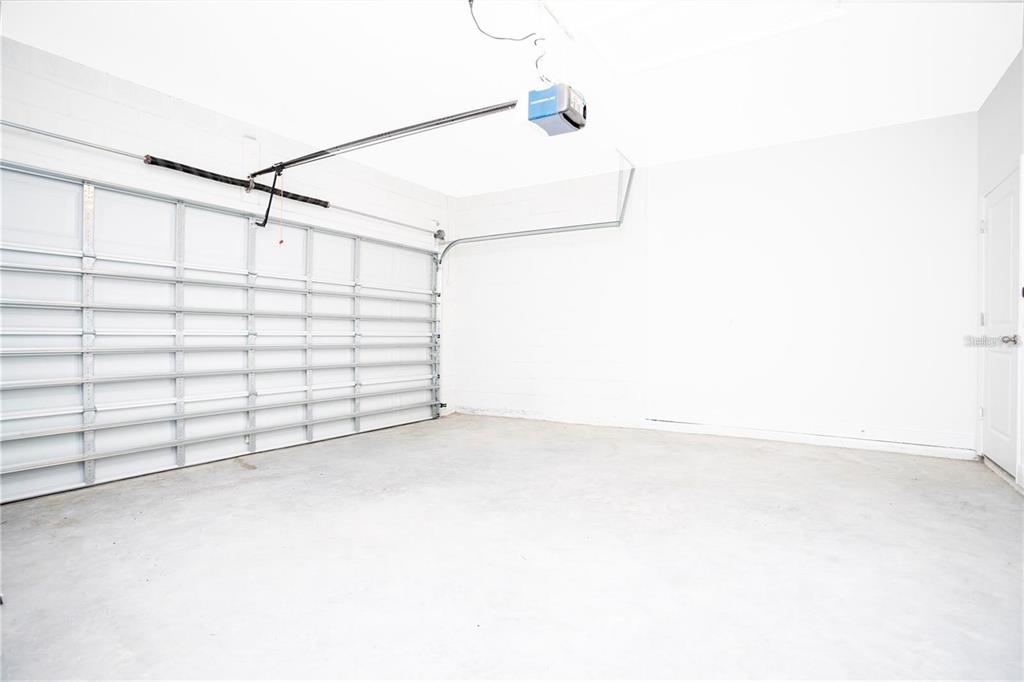 4147 Southwest 167th Street Ocala, FL 34473 - Photo 41 of 45 a view of a garage