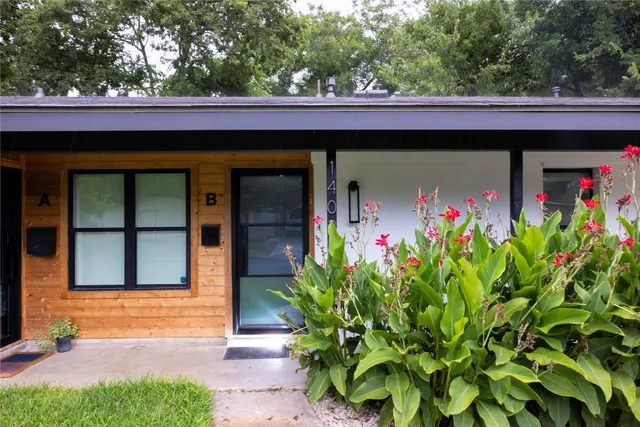 $2,500 | 1402 Braes Ridge Drive, Unit B, Austin, TX 78723