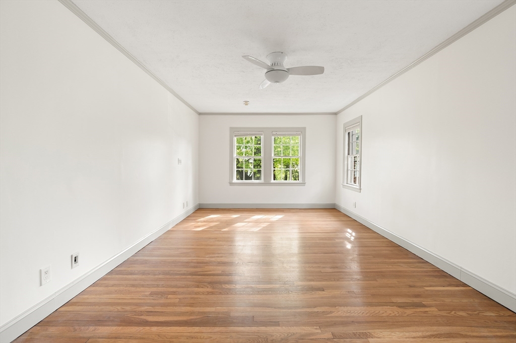 316 Russett Road Chestnut Hill, MA 02467 - Photo 25 of 38