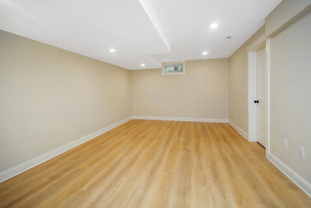 30 Harness Lane Concord, MA 01742 - Photo 14 of 31