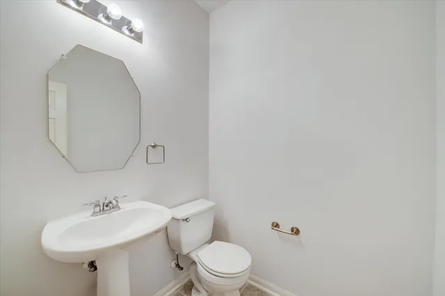 $1,999 | 1161 Eden Park Lane, Houston, TX 77018