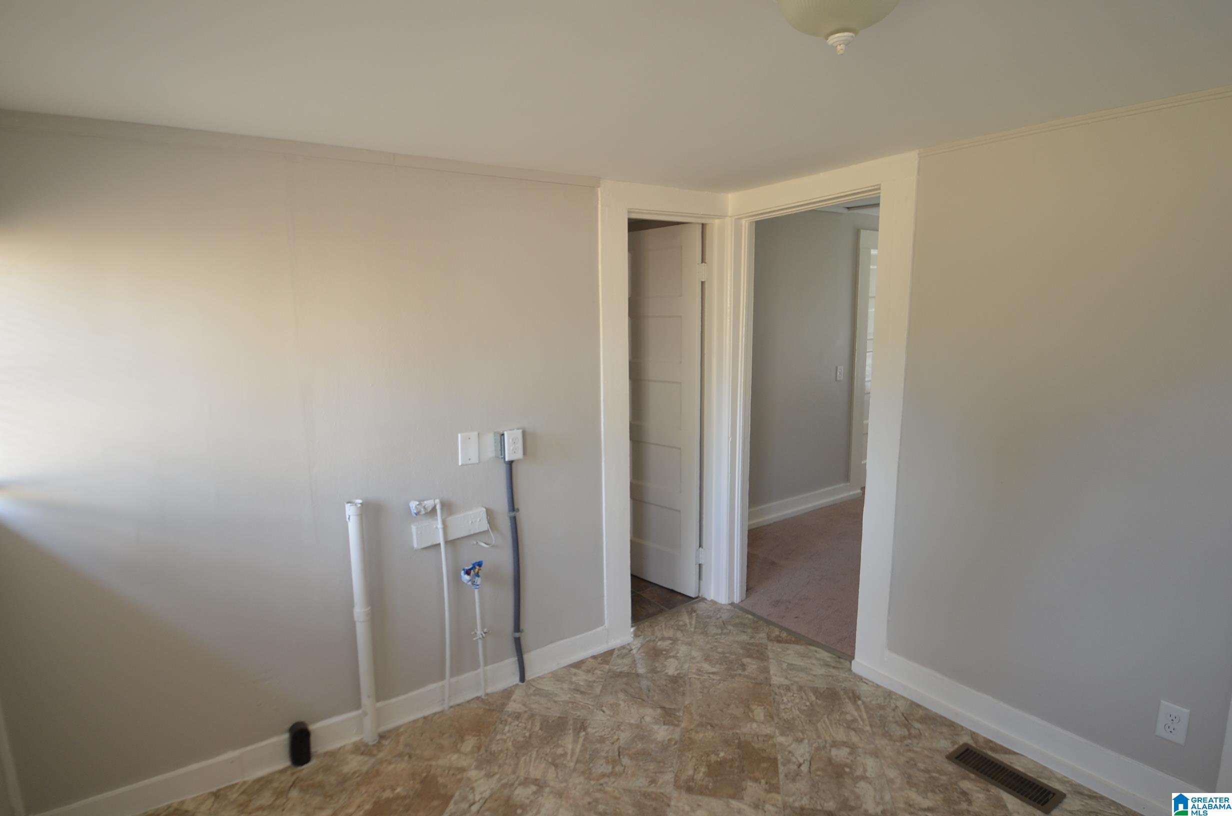 642 South Parkell Avenue Bessemer, AL 35023 - Photo 19 of 39