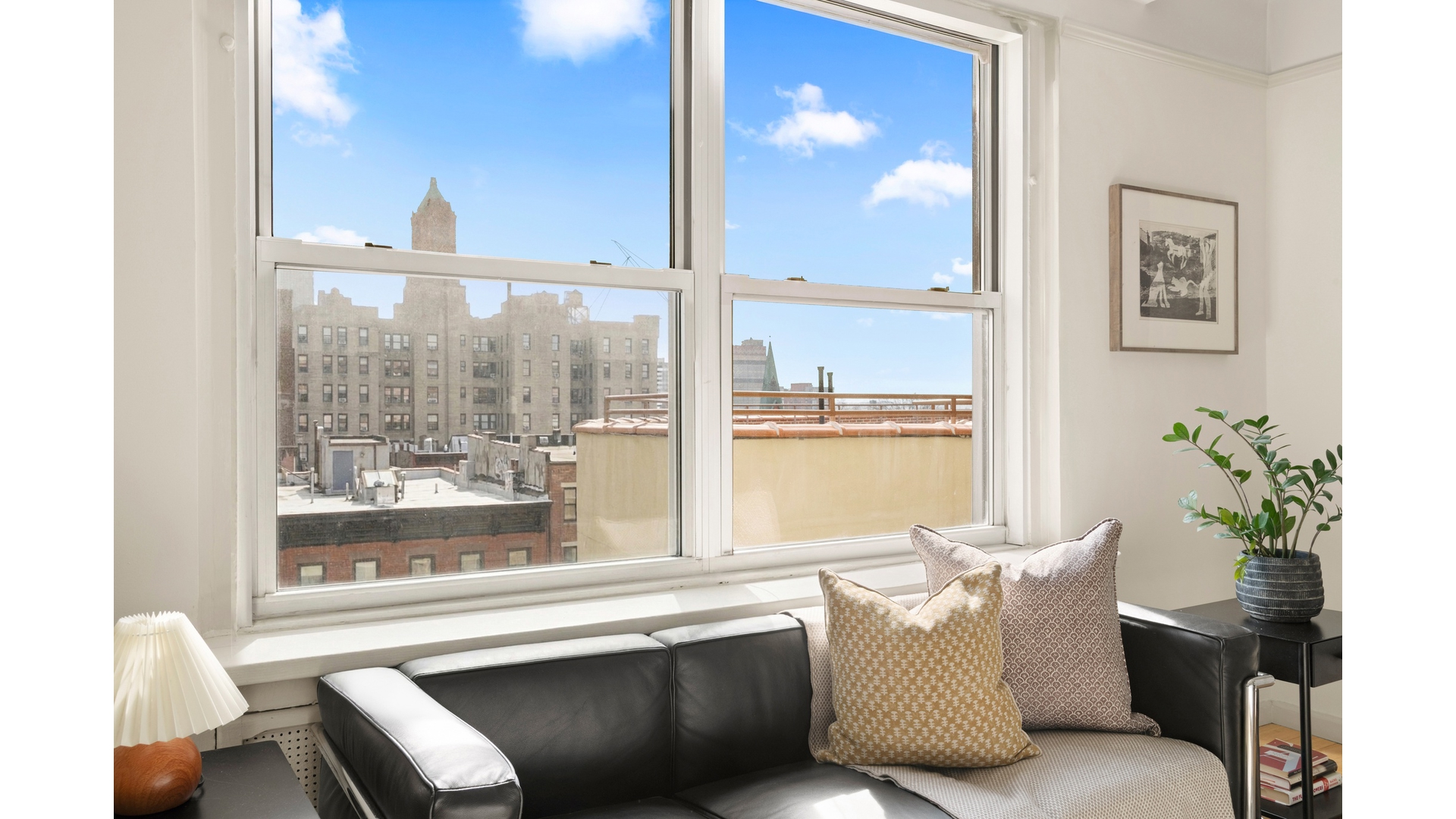 70 Remsen Street, Unit 8J Brooklyn, NY 11201 - Photo 3 of 10