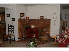 105 Hatfield Road Weare, NH 03281 - Photo 5 of 5 Gallery Image 5